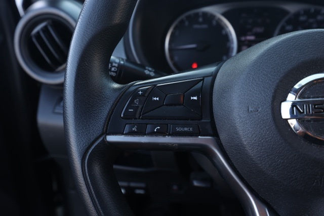 2019 Nissan Kicks S photo 24