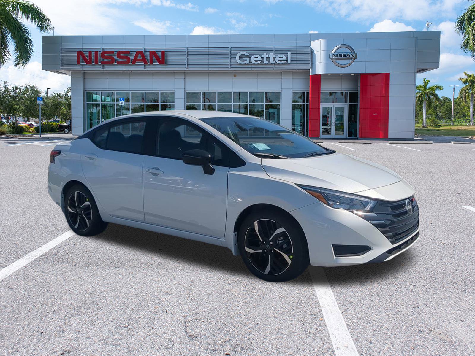 2025 Nissan Versa SR photo 2
