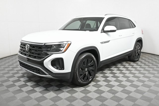 2025 Volkswagen Atlas Cross Sport SE Technology photo 2