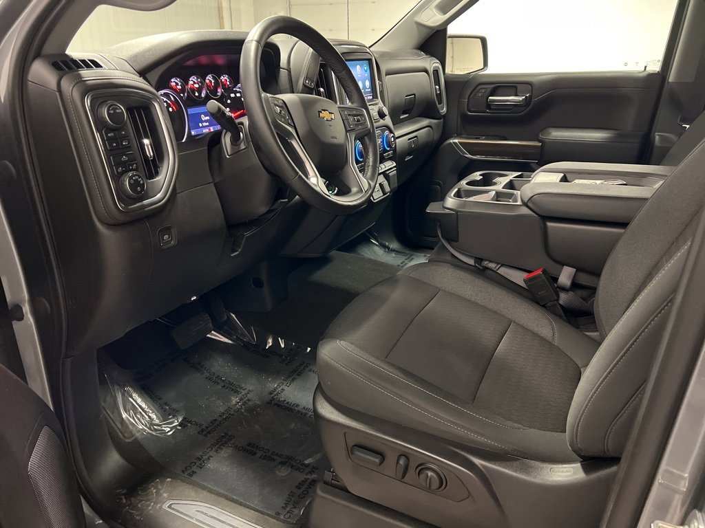 2022 Chevrolet Silverado 1500 LT photo 10