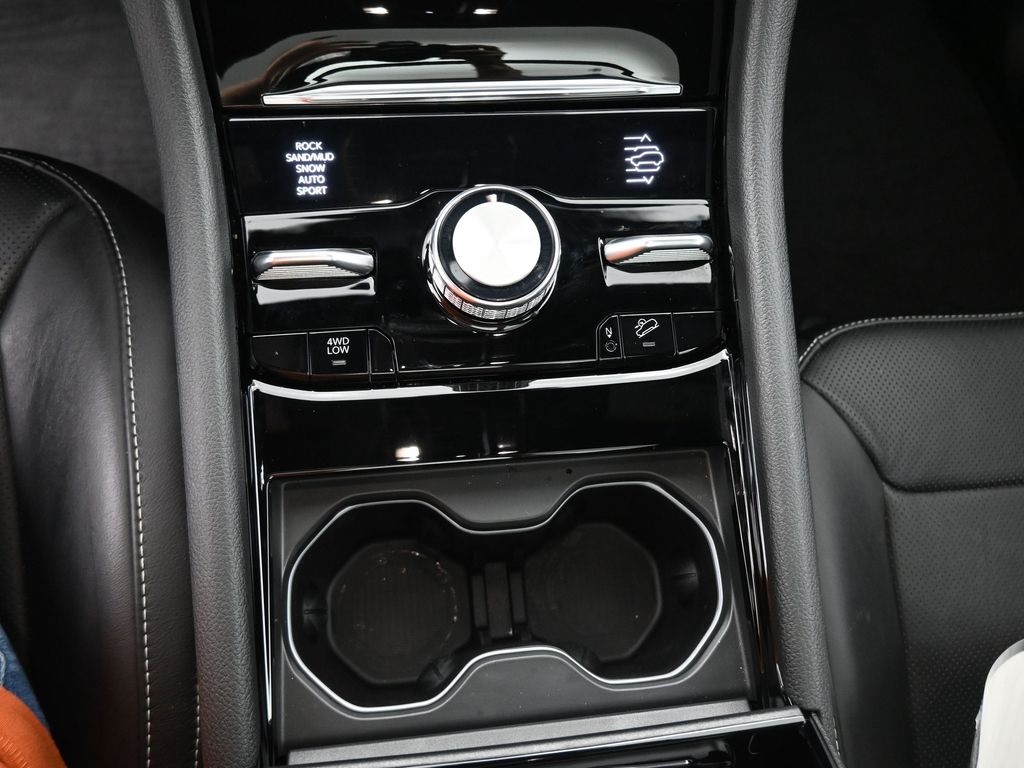 2023 Jeep Cherokee Overland 4xe photo 4
