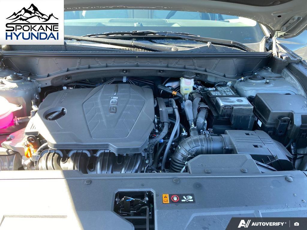 2025 Hyundai Tucson SE photo 13