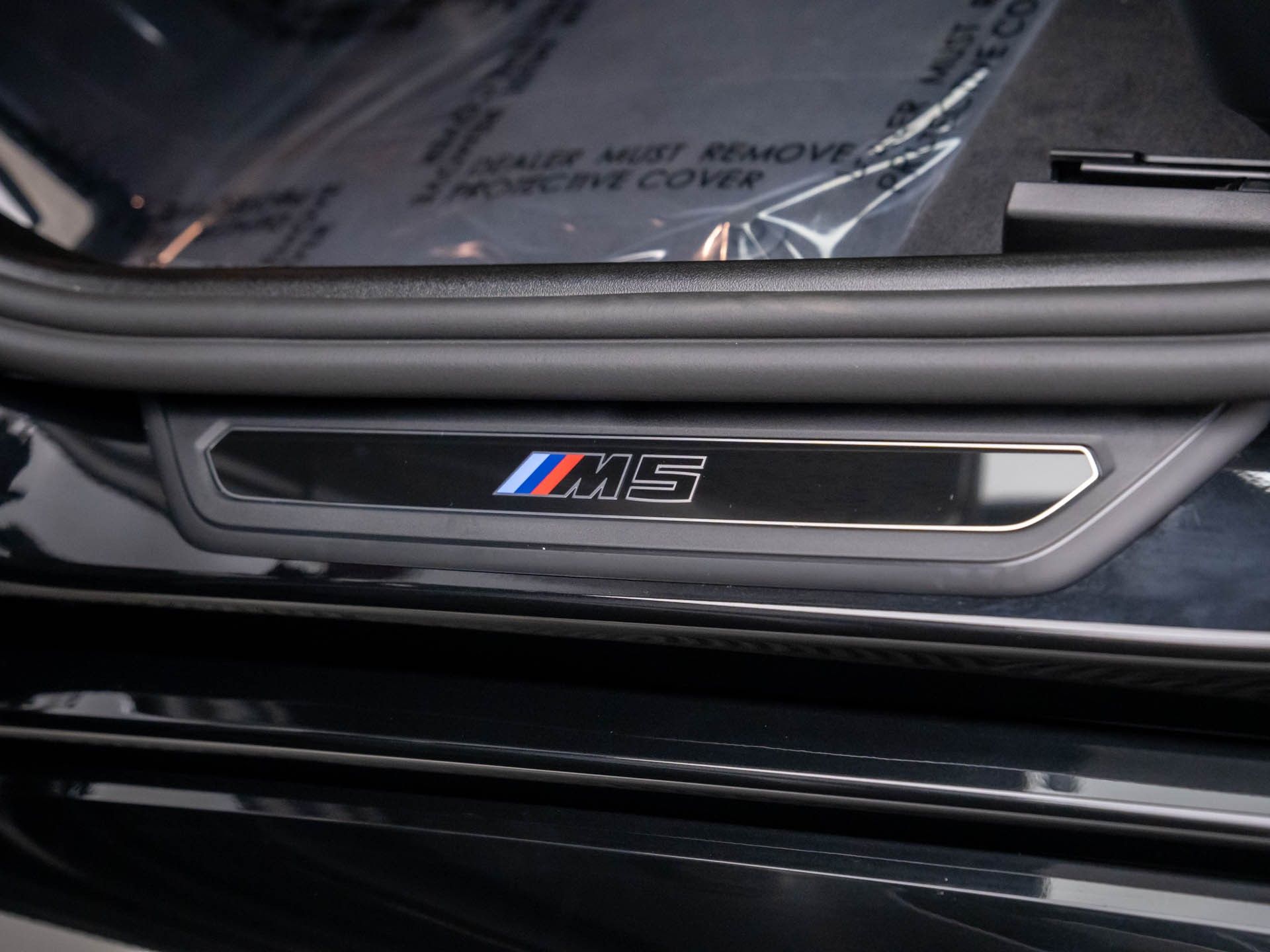 New 2026 Black Sapphire Metallic BMW Base image 16