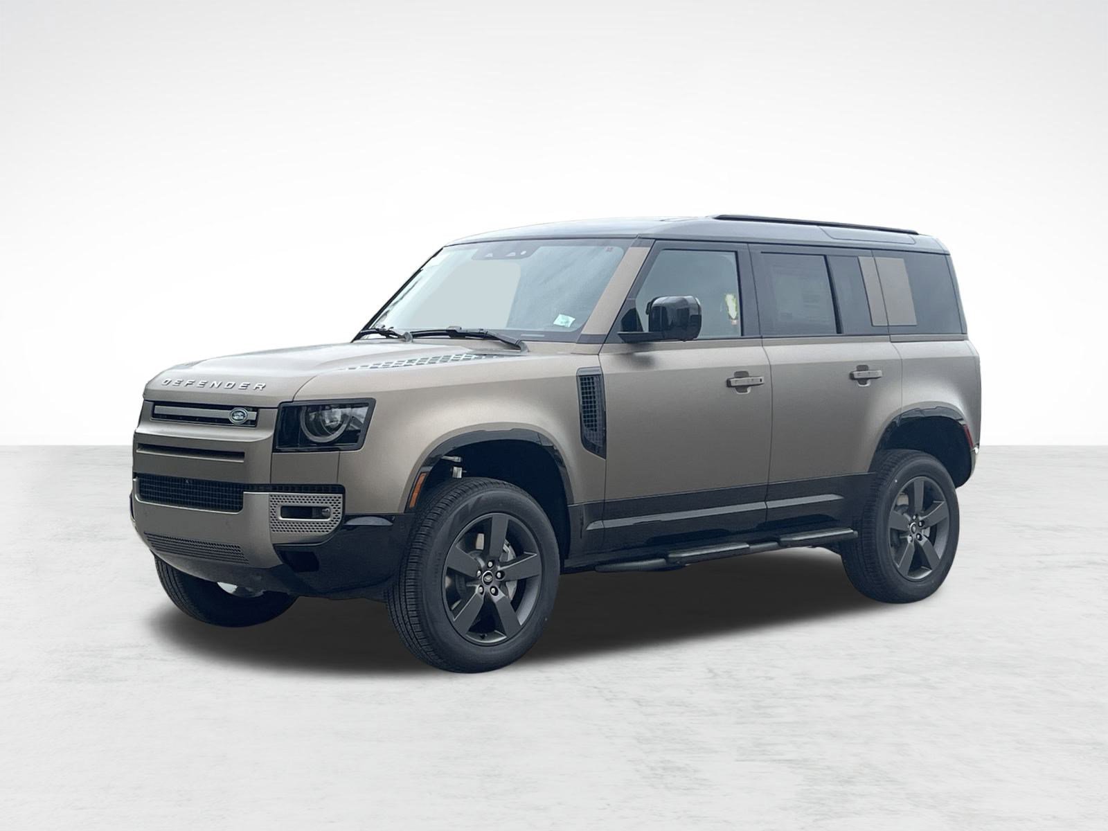 2025 Land Rover Defender X-Dynamic SE's photo