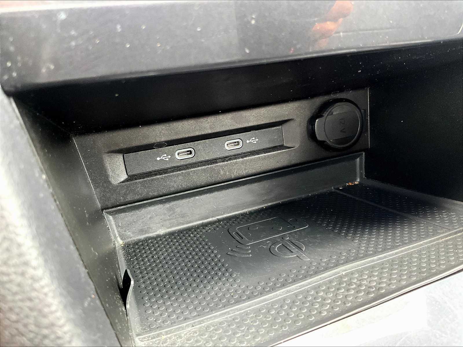 2022 Volkswagen Tiguan SEL Premium R-Line photo 25