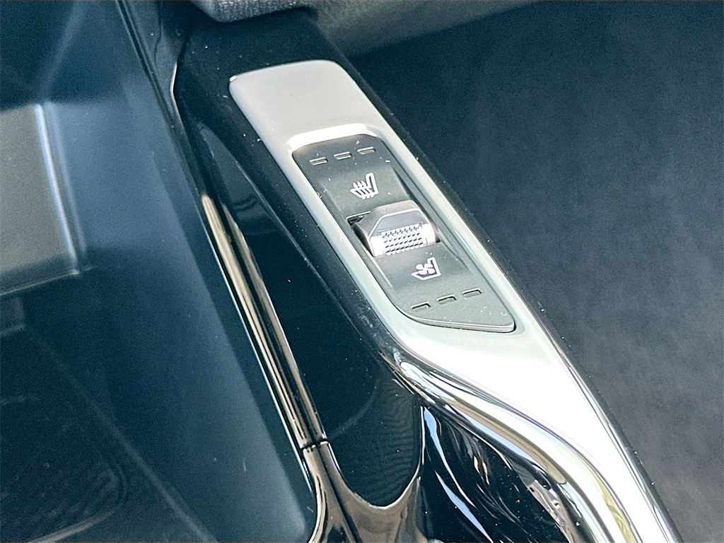 2025 Kia Sorento X-Line SX photo 18