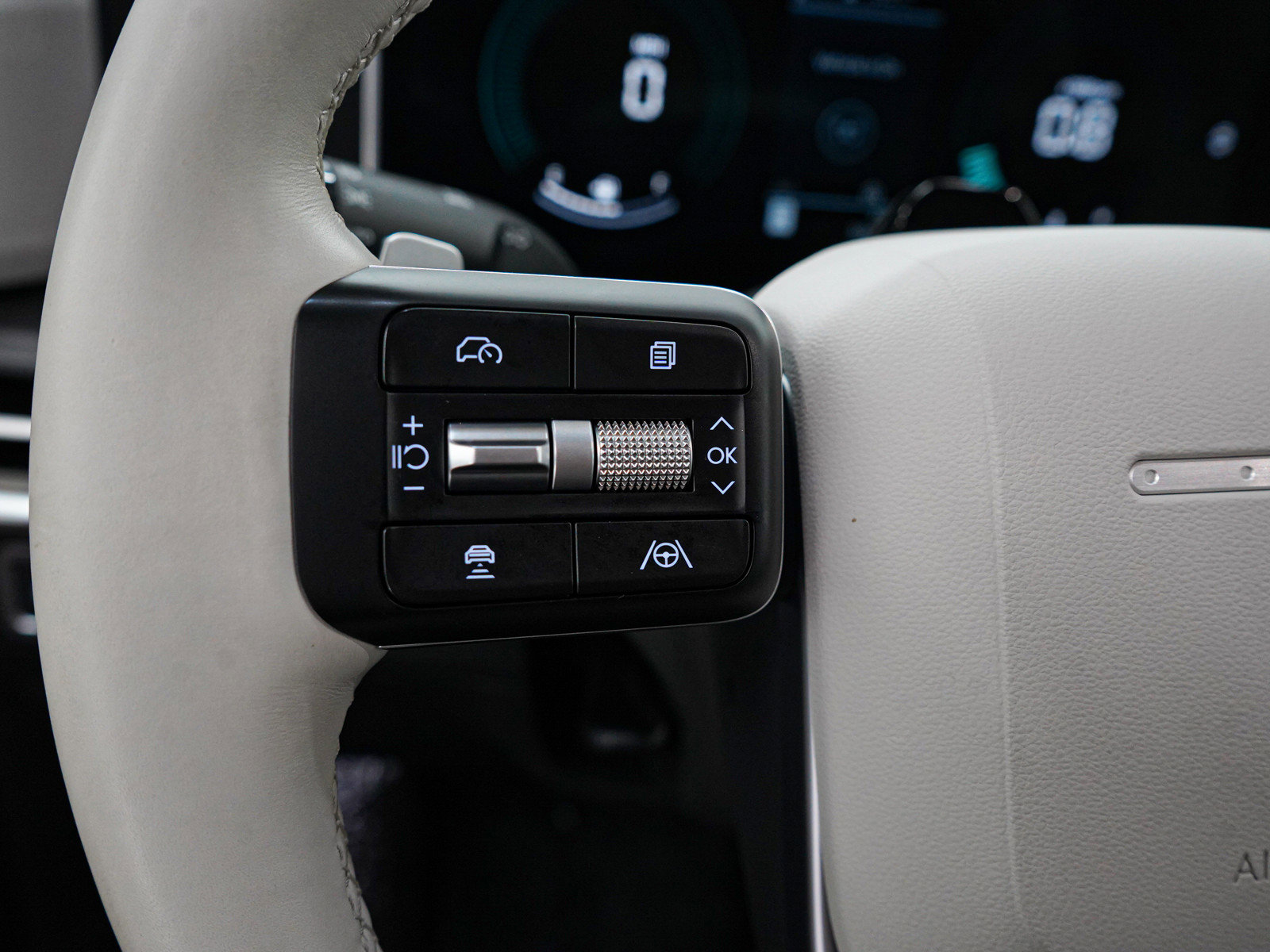 2025 Hyundai Santa Fe SEL photo 23
