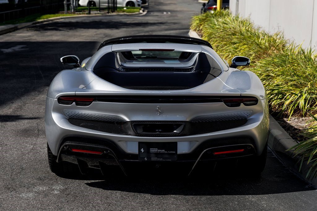 2024 Ferrari 296 GTS photo 4