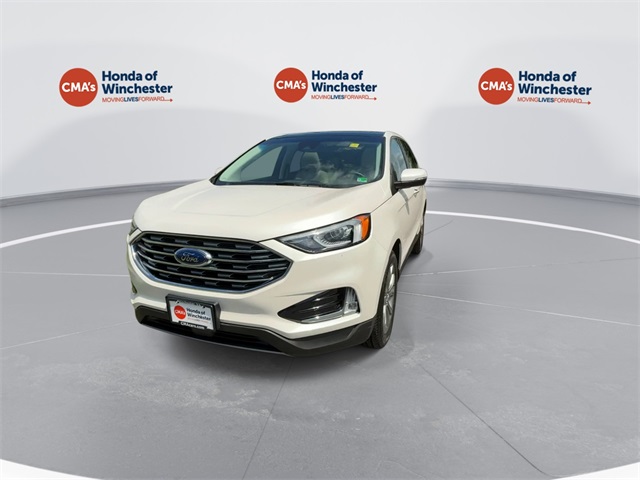 2019 Ford Edge Titanium photo 4