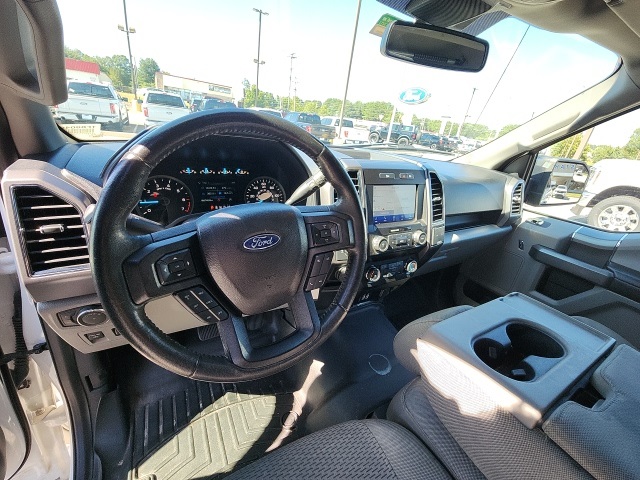 2020 Ford F-150 XLT photo 9