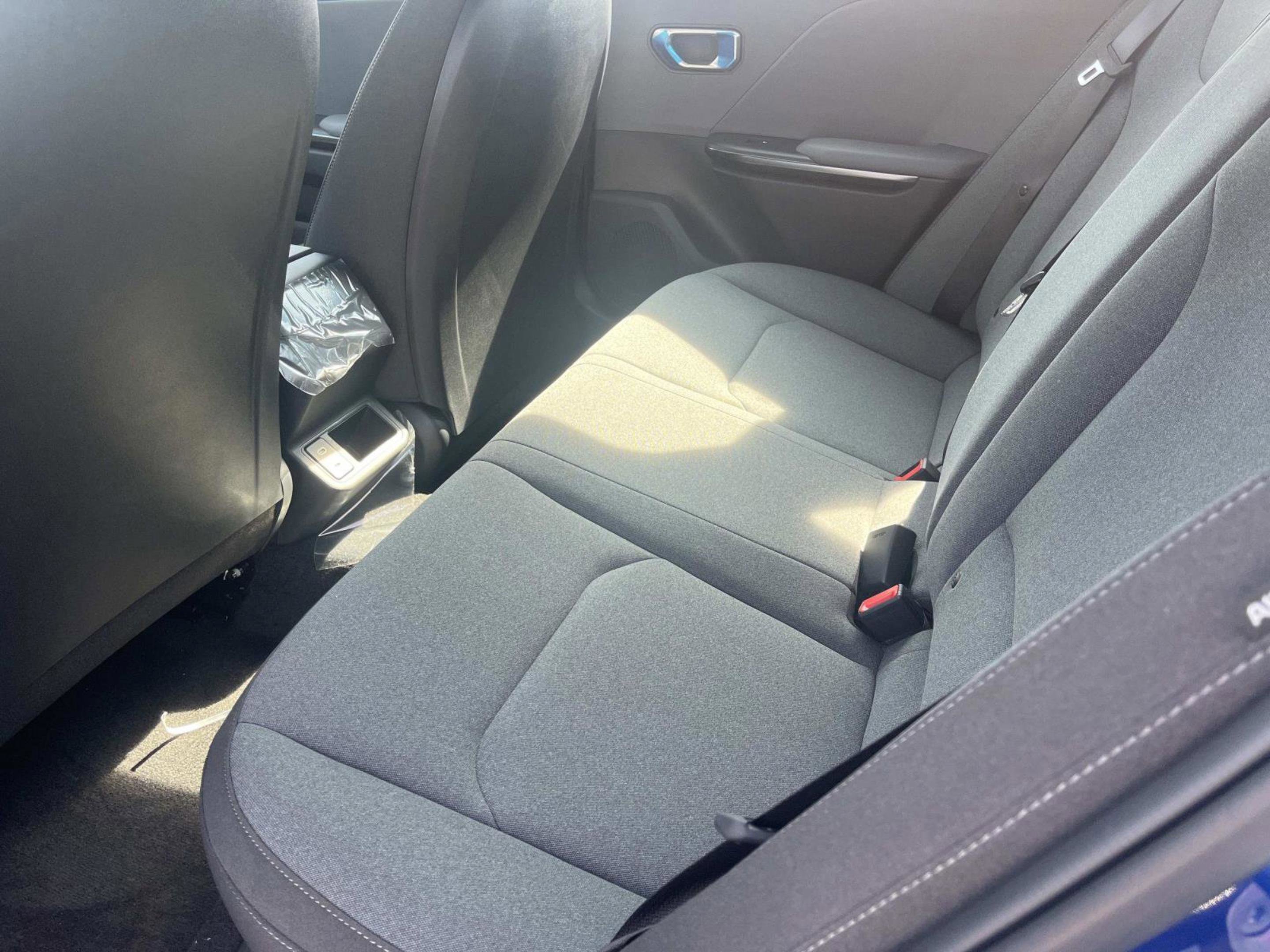 2025 Kia K4 LXS photo 18