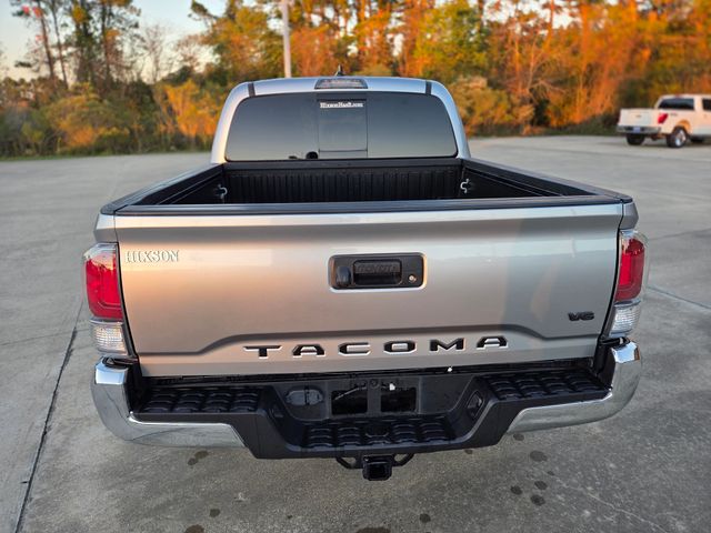 2022 Toyota Tacoma TRD Off-Road 4x4 photo 3