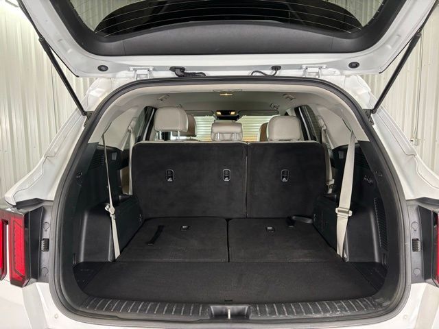 2024 Kia Sorento S photo 11