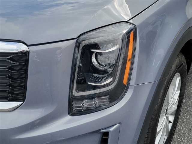 2022 Kia Telluride LX photo 11