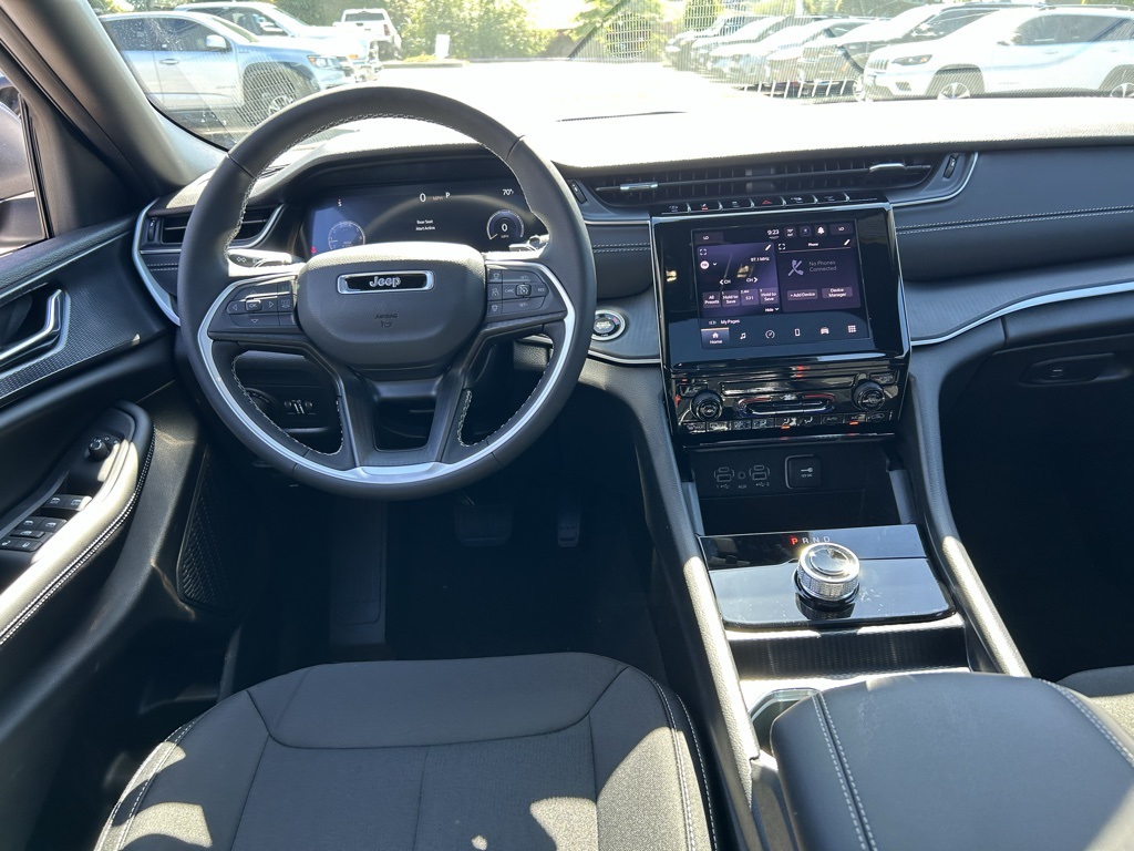 2025 Jeep Grand Cherokee Laredo X photo 23