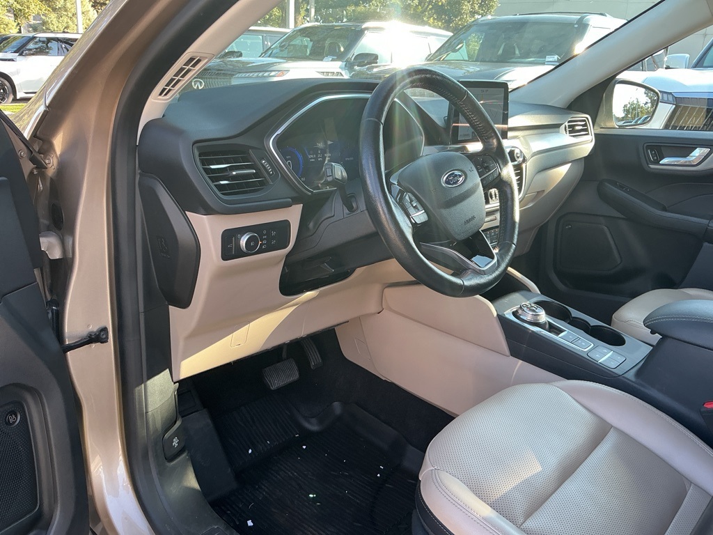 2021 Ford Escape Titanium photo 20