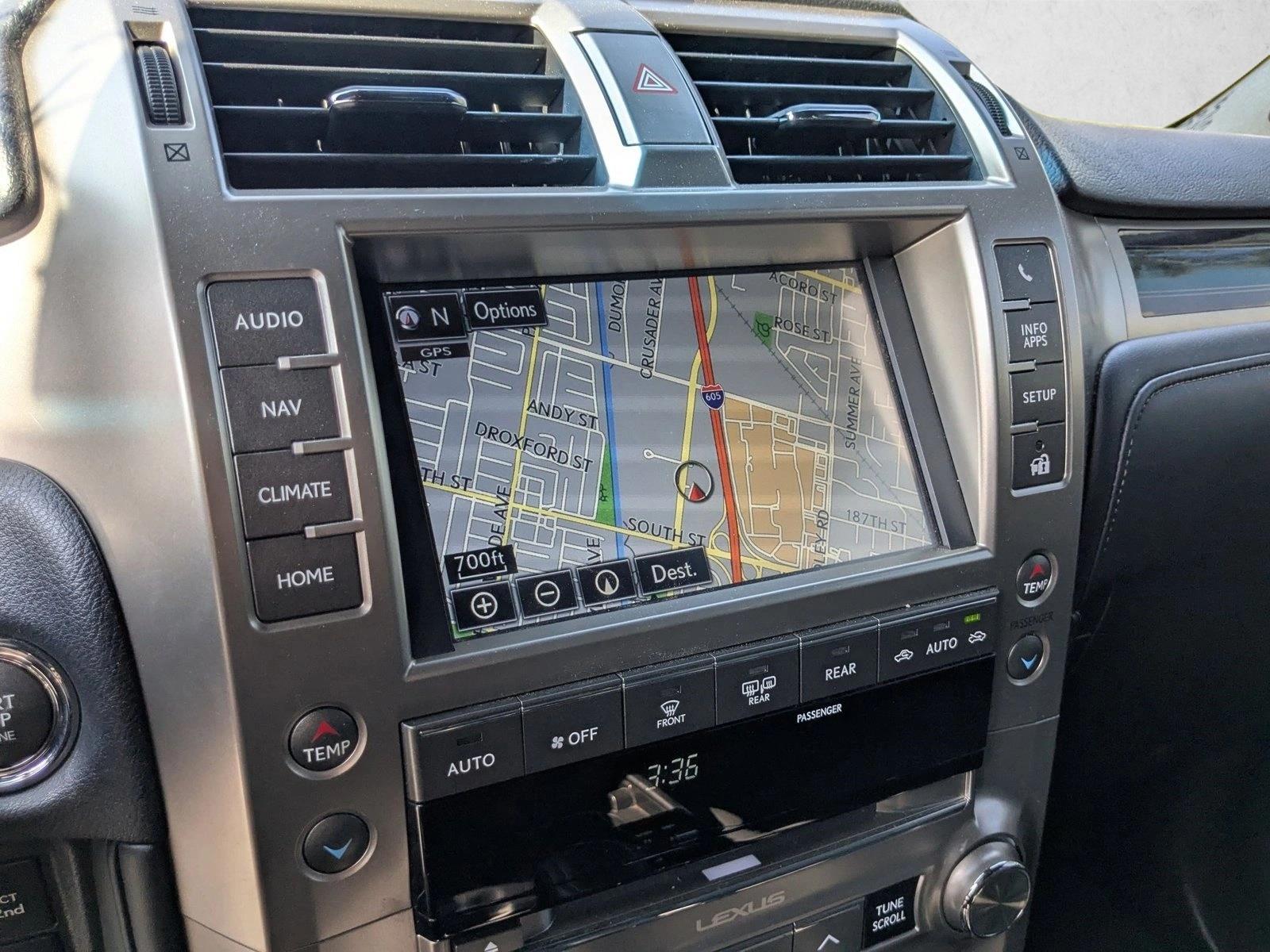 2020 Lexus GX 460 Premium photo 9