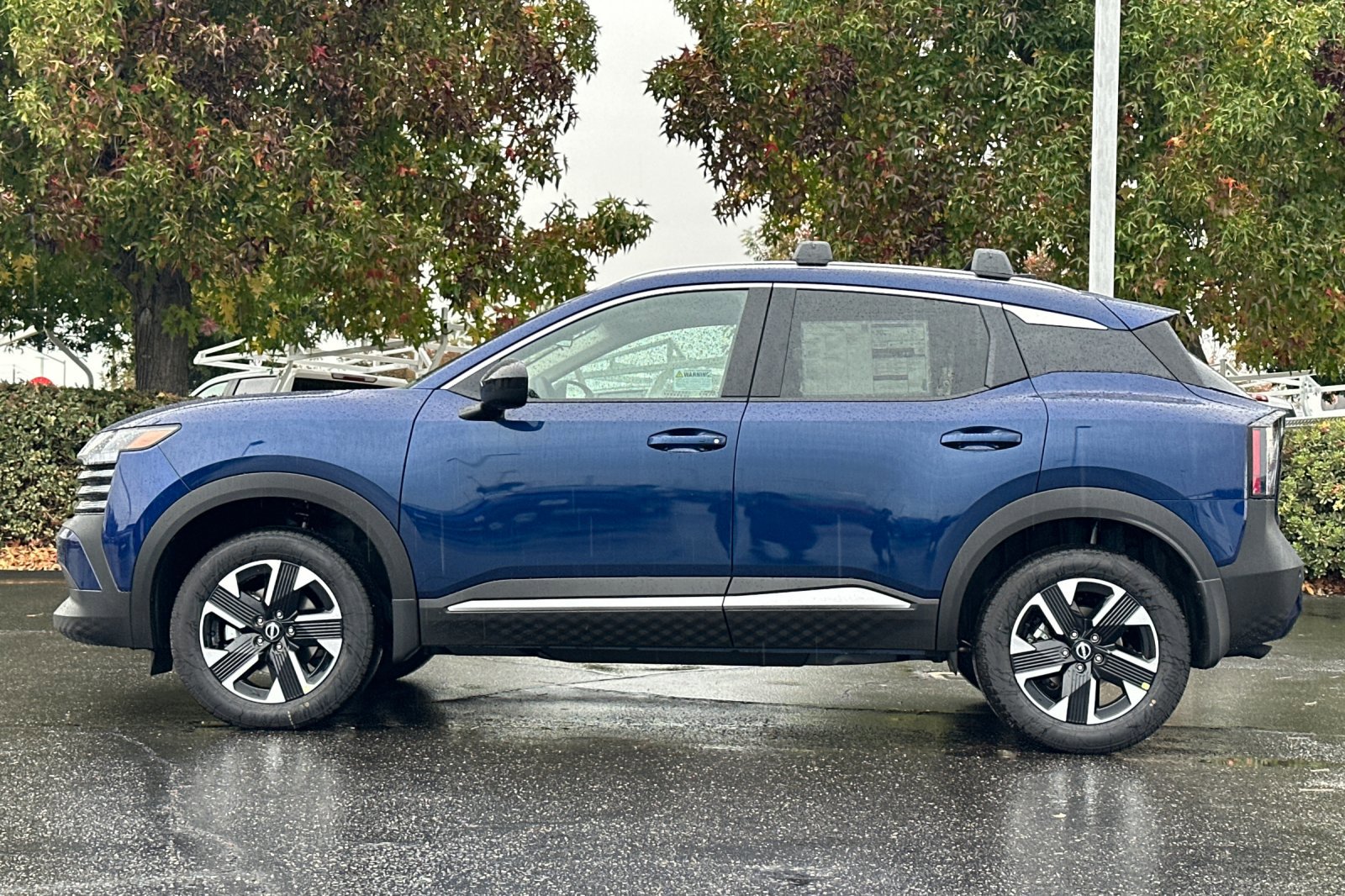 2026 Nissan Kicks SV photo 2