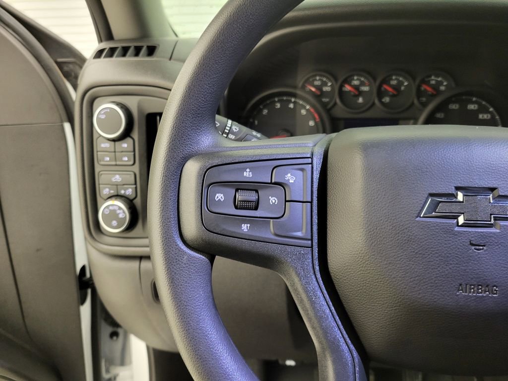 2025 Chevrolet Silverado 1500 Custom Trail Boss photo 4