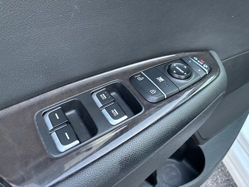 2018 Kia Optima EX photo 11