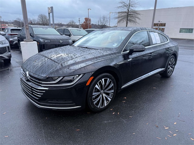 2020 Volkswagen Arteon SE photo 2