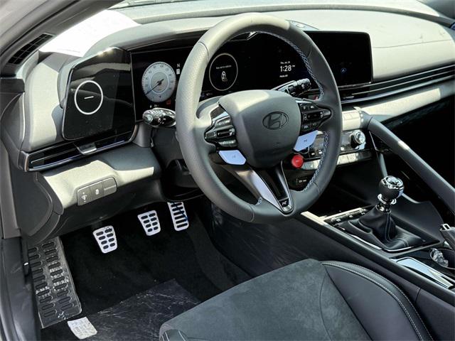 2025 Hyundai Elantra N Base photo 2