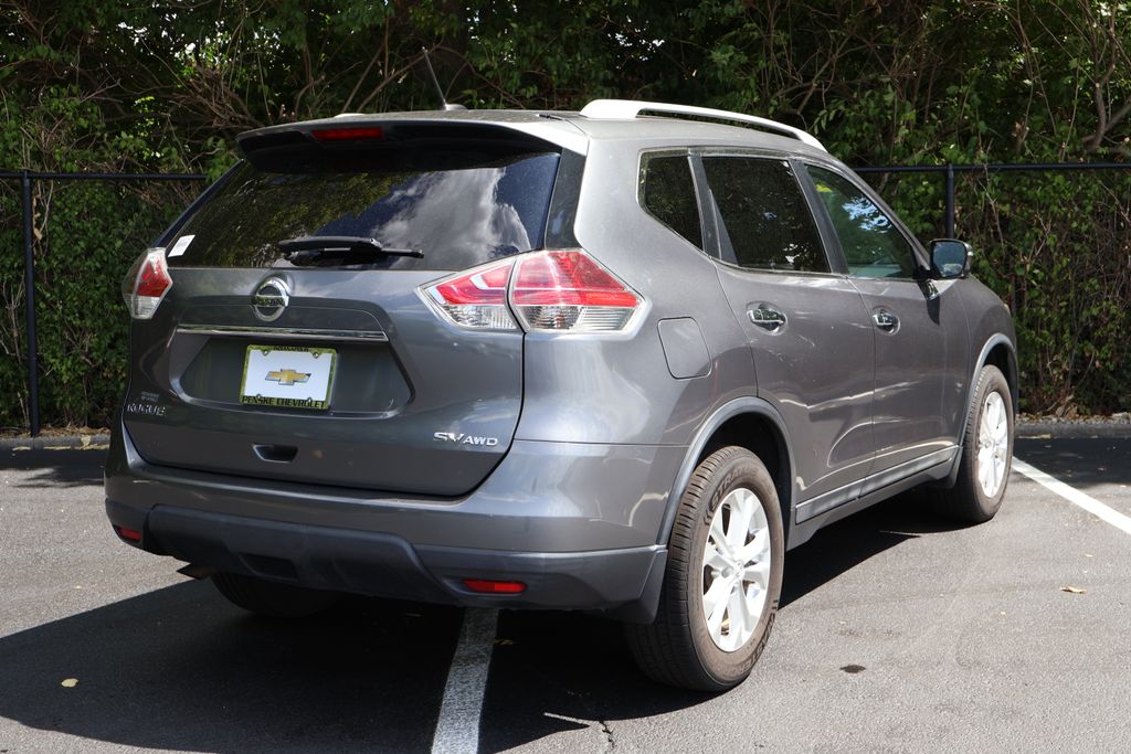 2016 Nissan Rogue SV photo 7