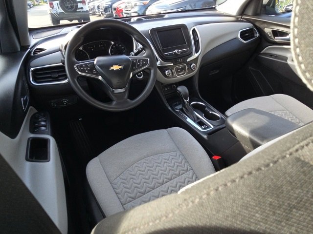 2024 Chevrolet Equinox LS photo 25