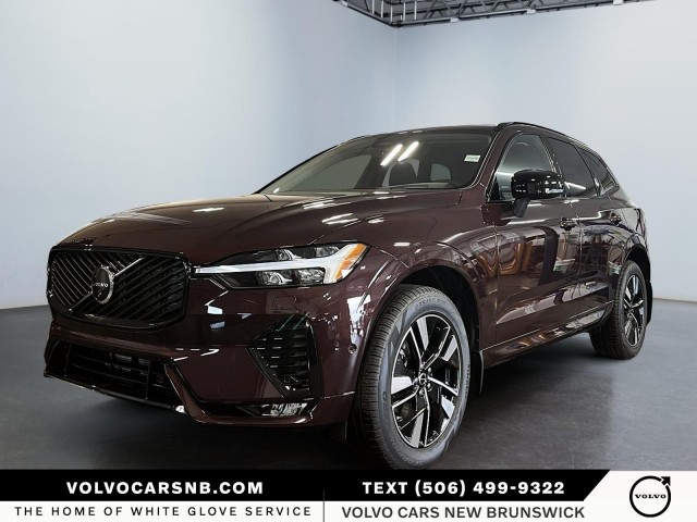 2026 Volvo XC60 B5 Plus Dark Theme