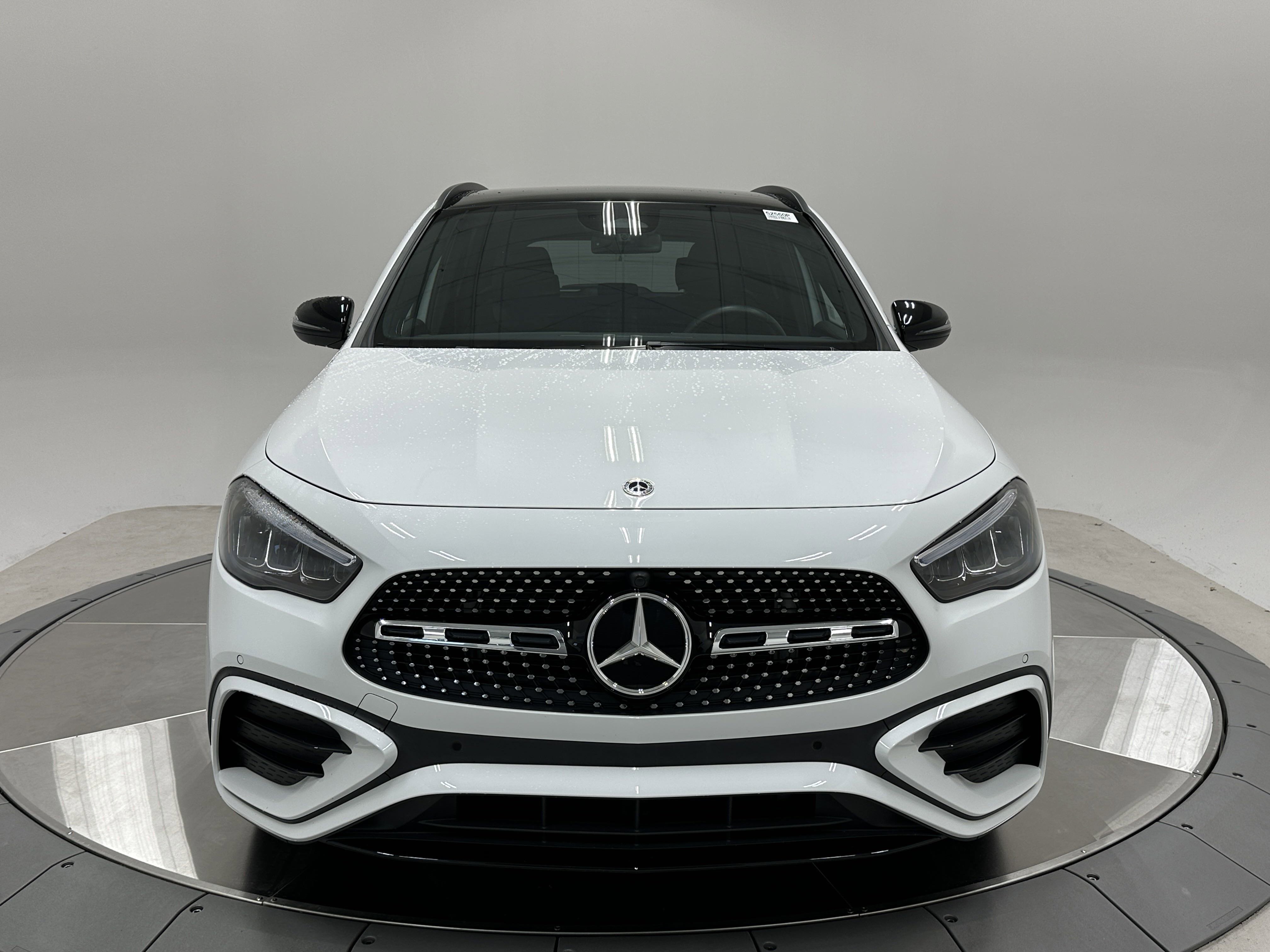 2024 Mercedes Benz GLA 4MATIC 250 photo 2