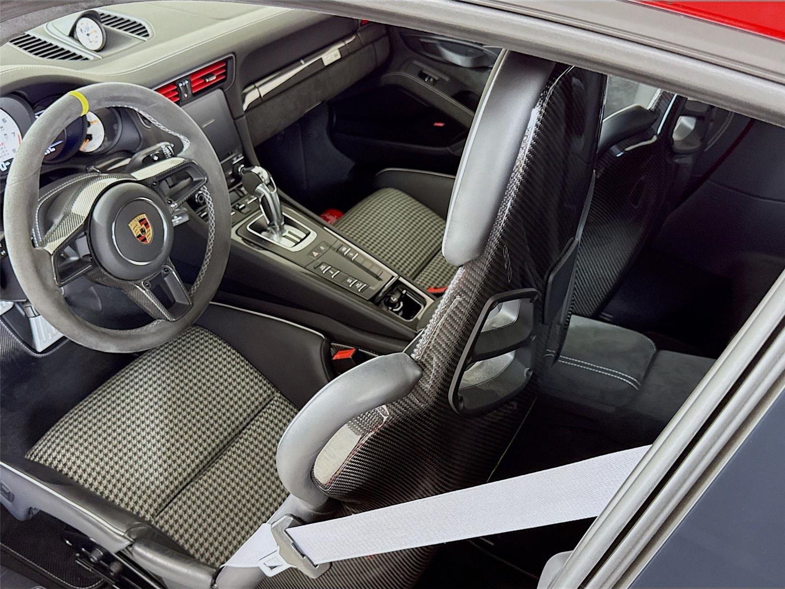 2019 Porsche 911 GT2 RS photo 8