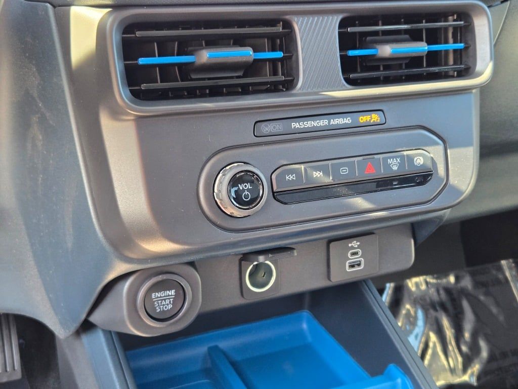 2025 Ford Maverick XLT photo 23