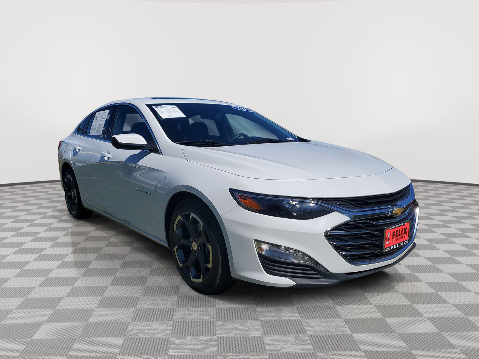 2023 Chevrolet Malibu 1LT photo 2