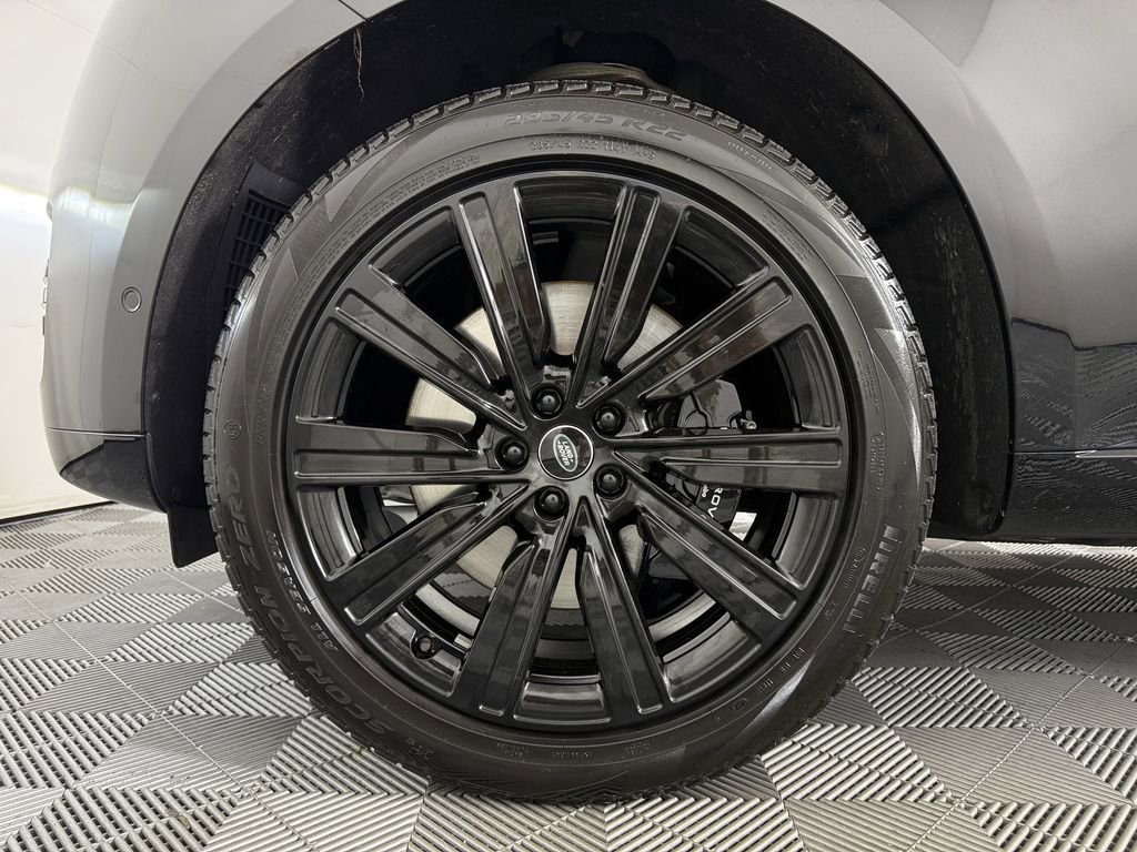 2023 Land Rover Range Rover Autobiography photo 9