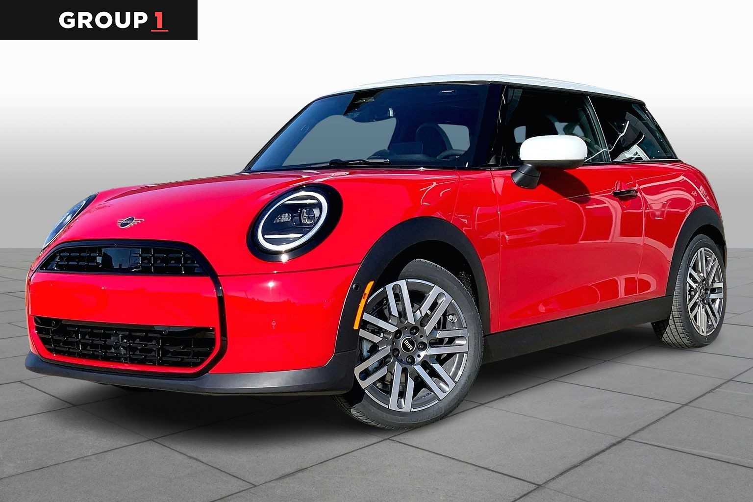 2026 MINI Hardtop 2 Door's photo