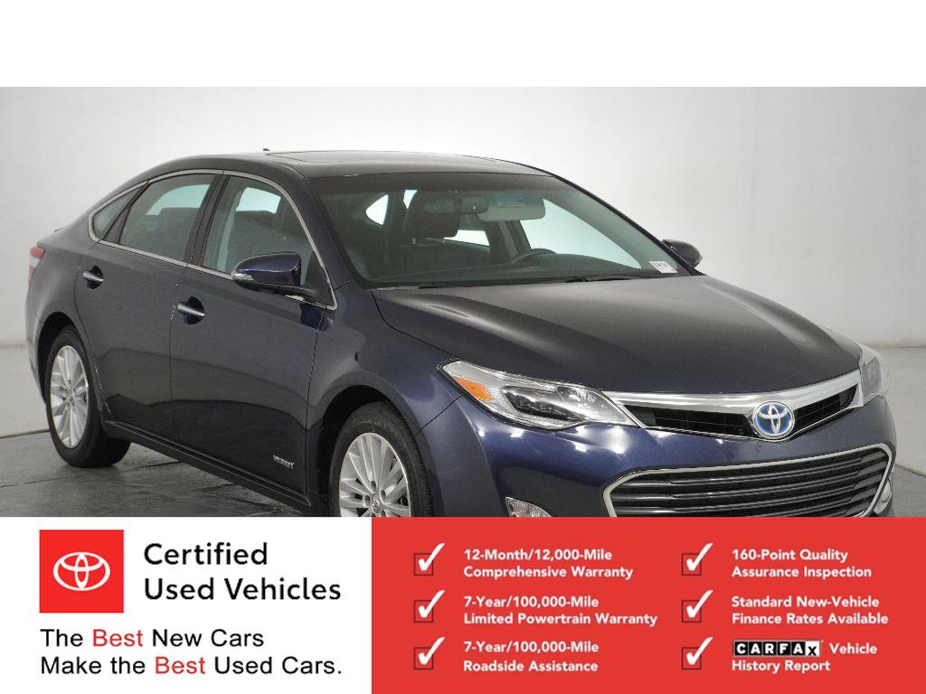 2015 Toyota Avalon Limited Hybrid's photo
