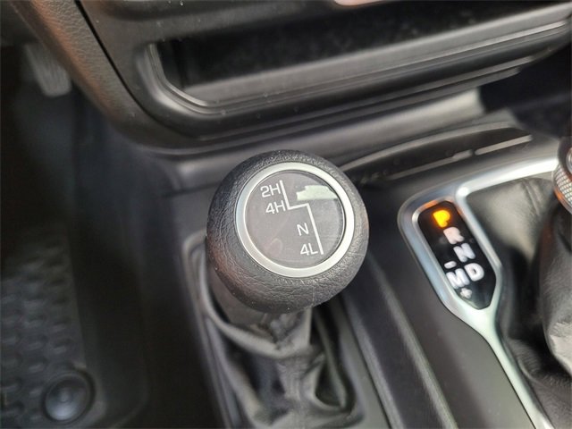 2021 Jeep Wrangler Anniversary Edition photo 28