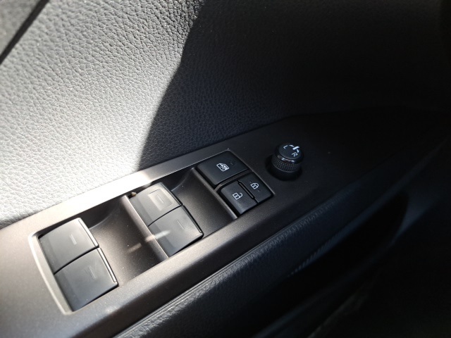 2023 Toyota Camry LE photo 23