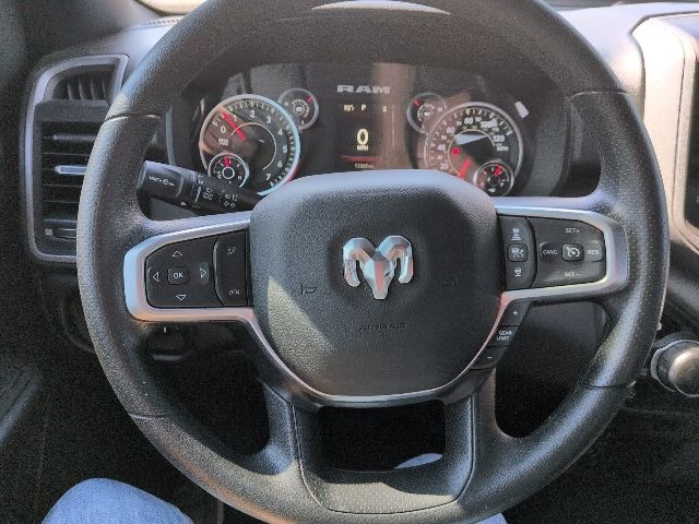 2025 Ram 1500 Tradesman photo 11