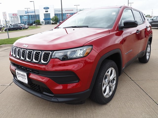 2025 Jeep Compass Sport photo 13