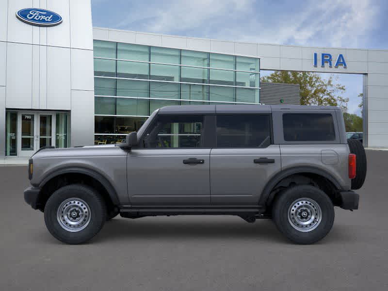 2025 Ford Bronco Base photo 3