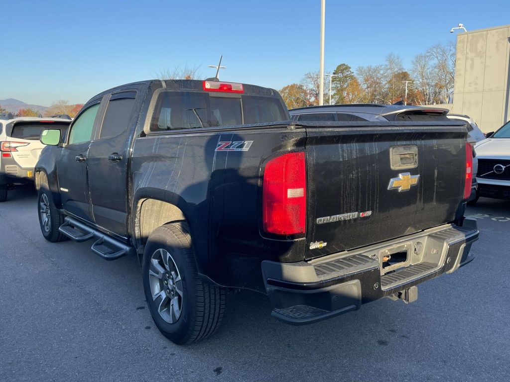 2019 Chevrolet Colorado Z71 photo 2