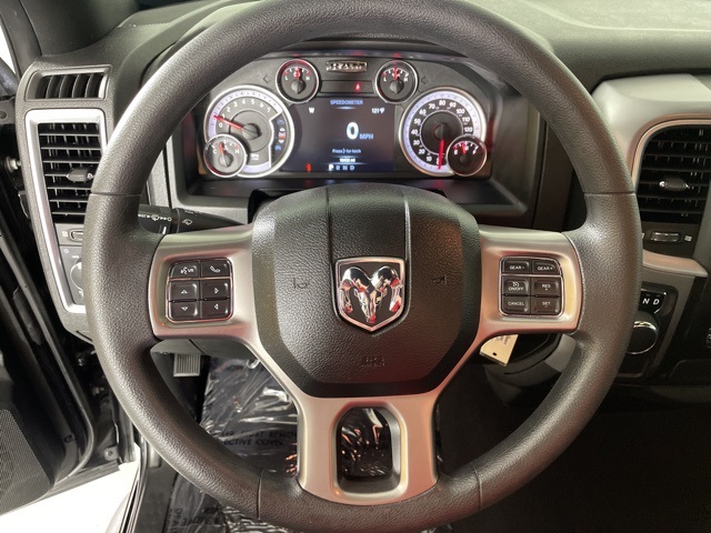 2022 Ram 1500 Classic Warlock photo 19