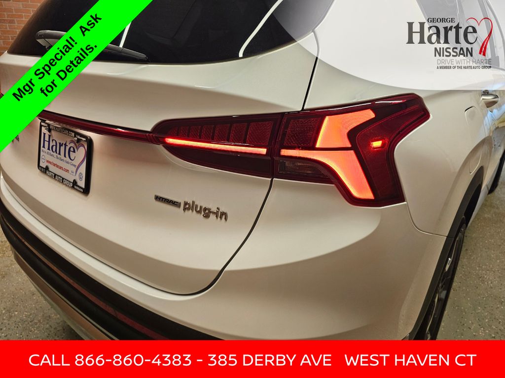 2023 Hyundai Santa Fe Plug-In Hybrid Limited photo 5