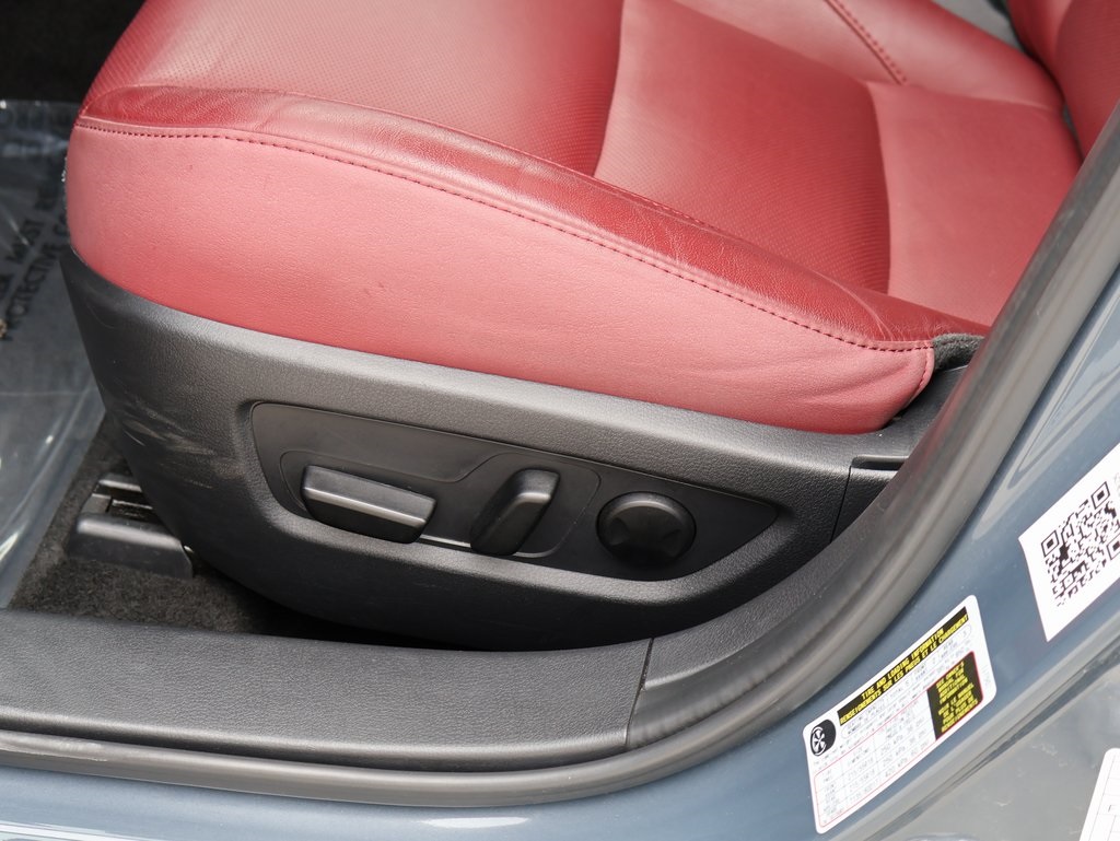 2024 Mazda CX-30 2.5 S Carbon photo 22