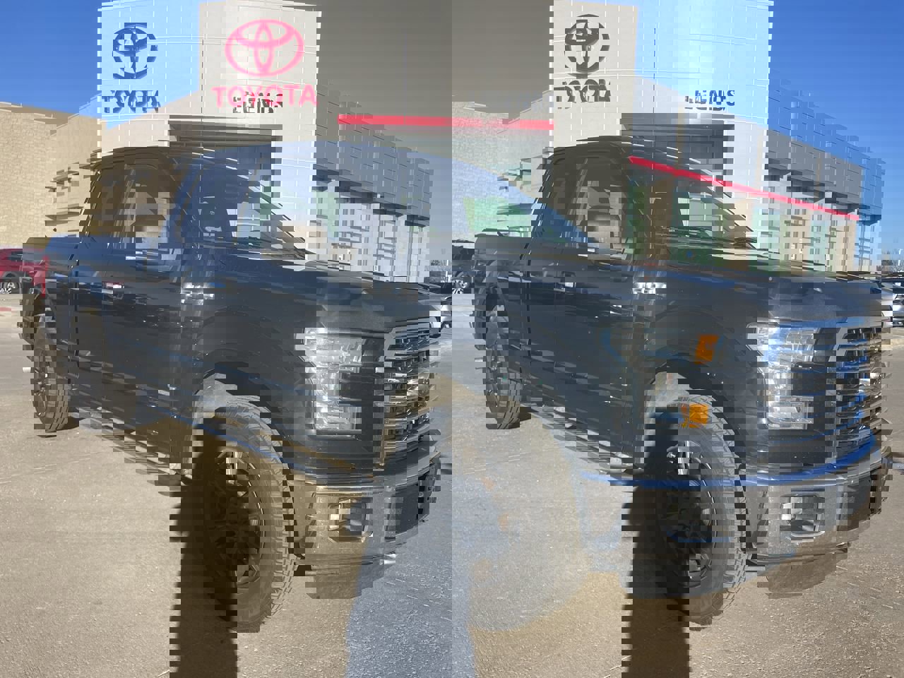 2016 Ford F-150 XLT's photo