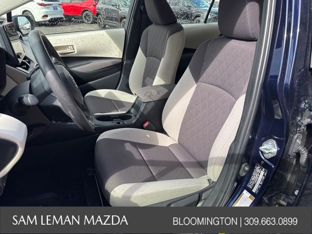 2023 Toyota Corolla LE photo 2