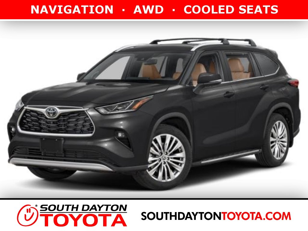 2026 Toyota Highlander Platinum's photo