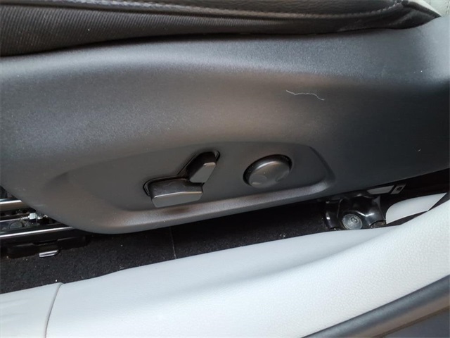 2022 Jeep Compass Limited photo 12