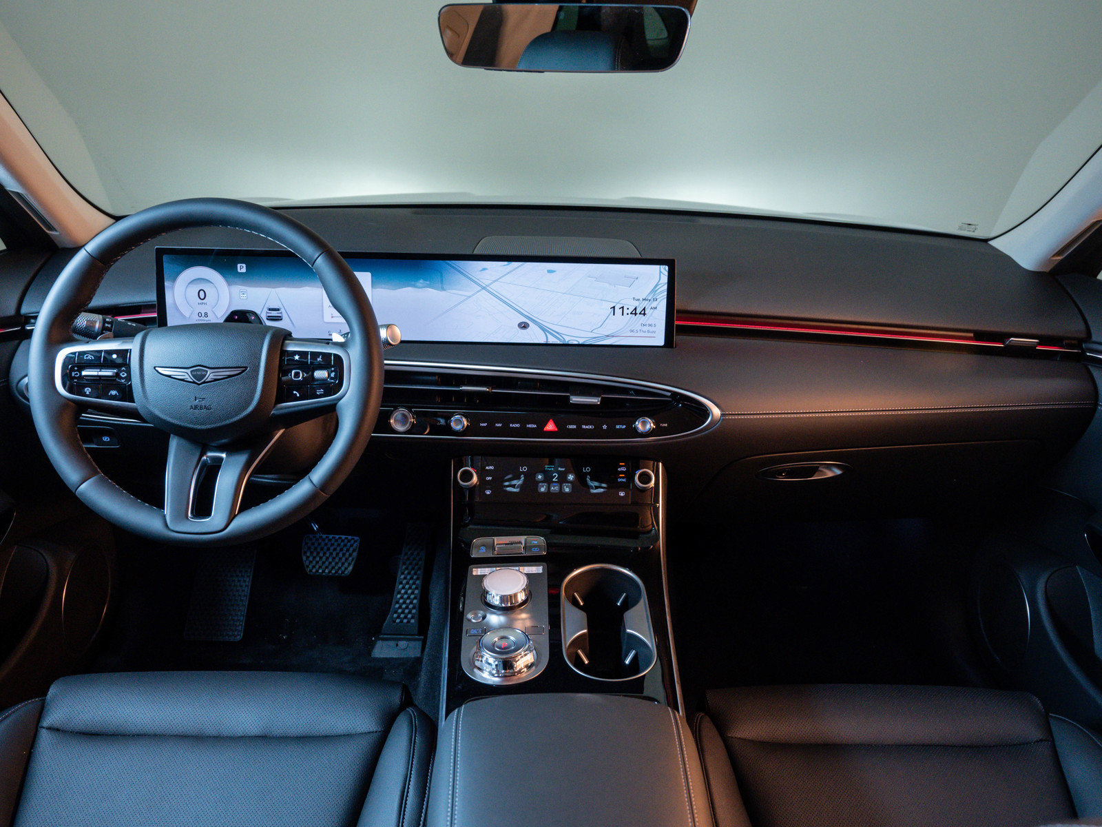 2026 Genesis GV70 2.5T Select photo 13
